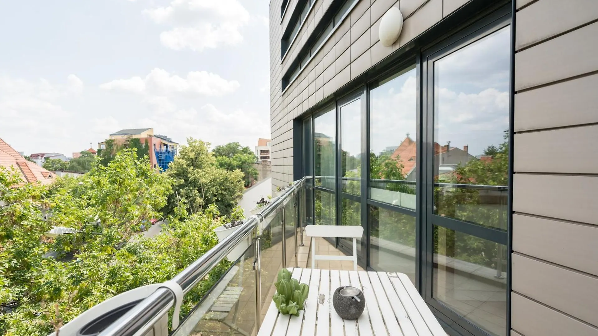 Amber 2Bdr Apartment Bucharest