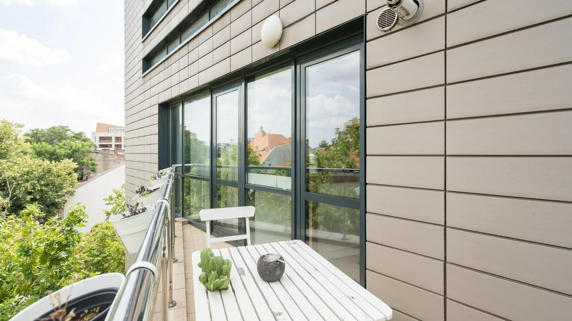 Amber 2Bdr Apartment Bukareszt