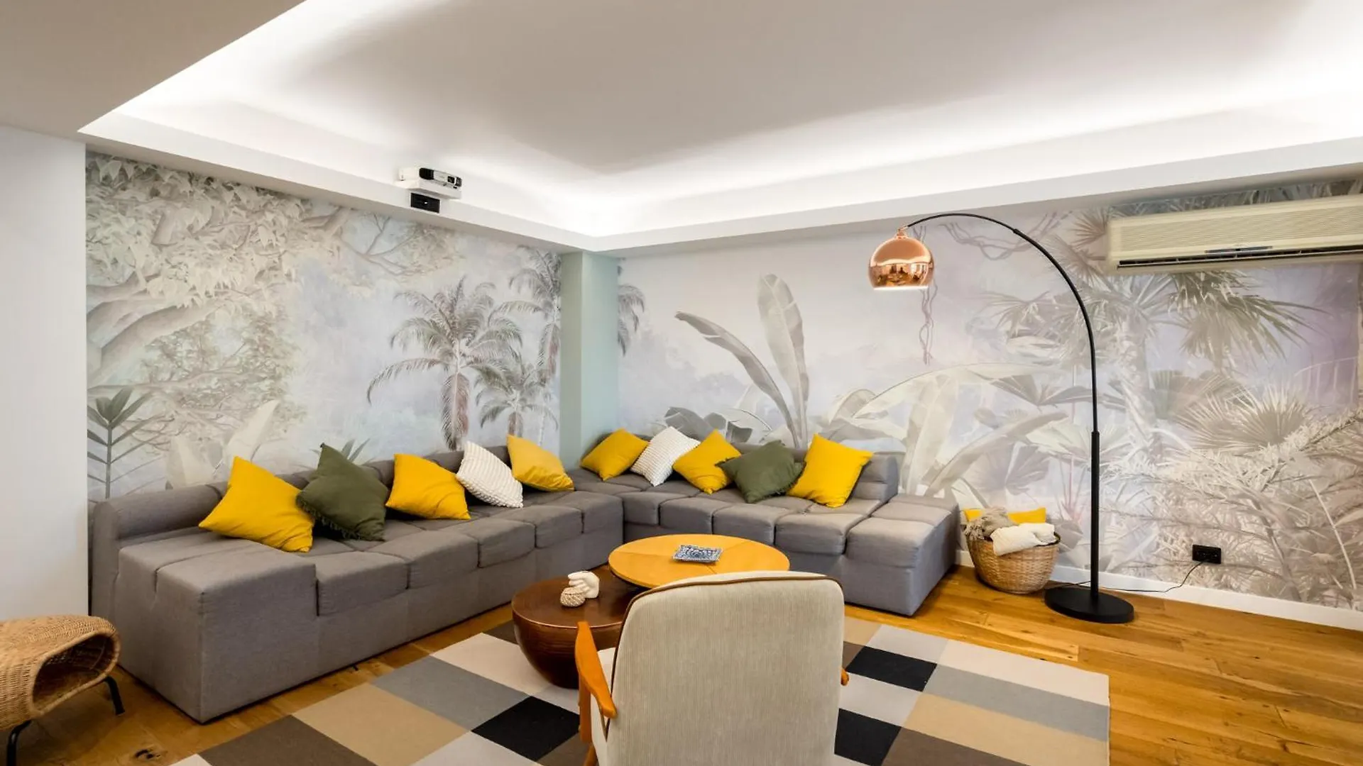 Amber 2Bdr Apartment Bucharest Romania