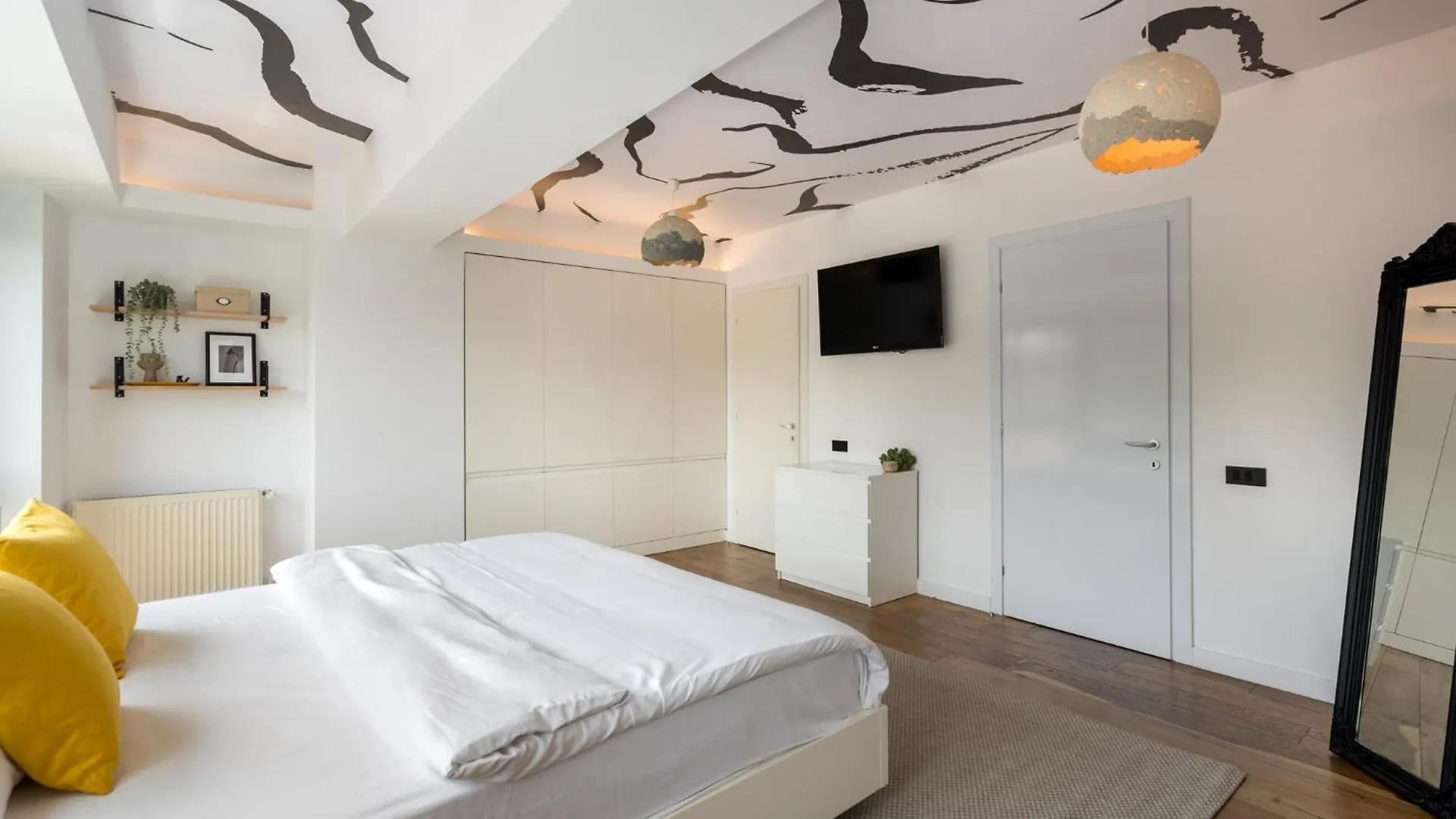 Amber 2Bdr Apartment Bucharest