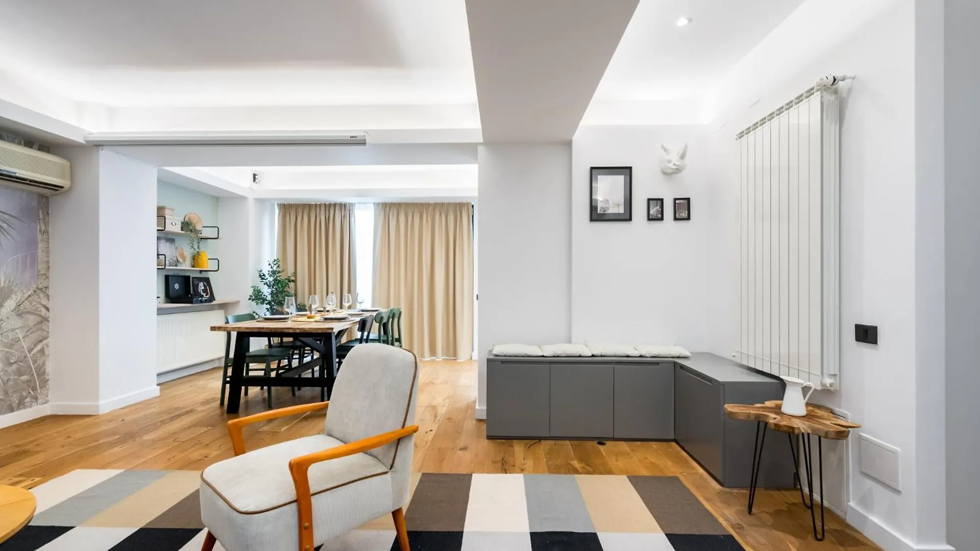 Amber 2Bdr Apartment Bucharest 0*,