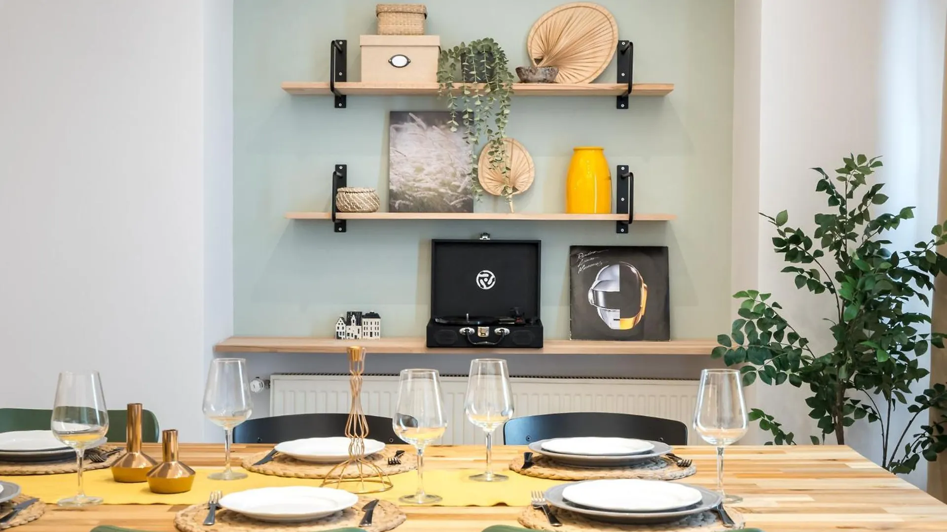 Amber 2Bdr Apartment Bucharest Romania