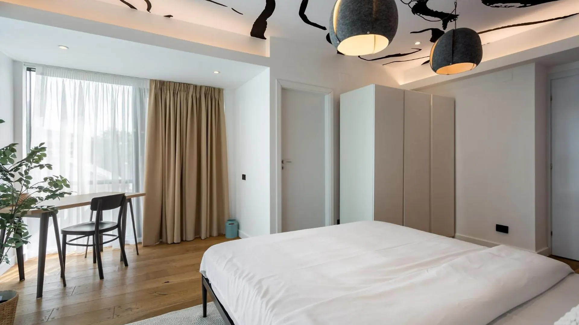 Amber 2Bdr Apartment Bucharest Romania